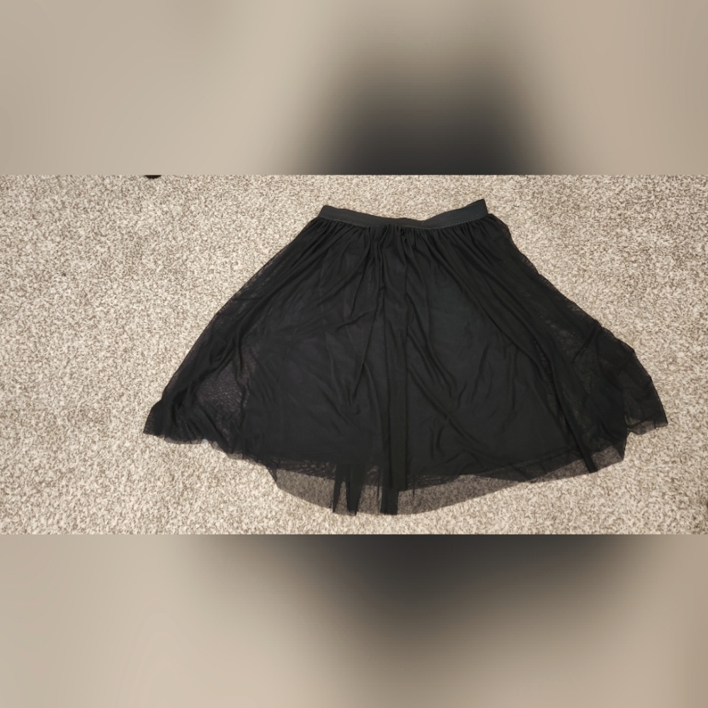 Black tulle skirt xl